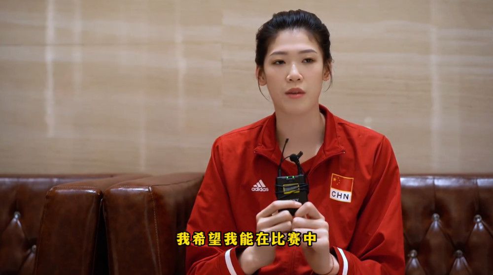 娇妻裸体交换舞会√